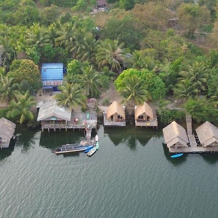فيلا The Floating House Krŏng Kaôh Kŏng المظهر الخارجي الصورة