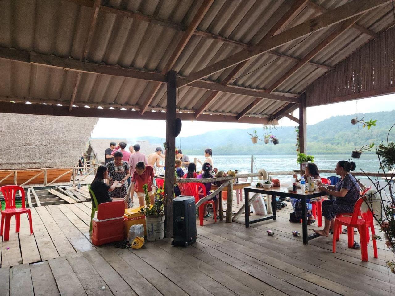 فيلا The Floating House Krŏng Kaôh Kŏng المظهر الخارجي الصورة